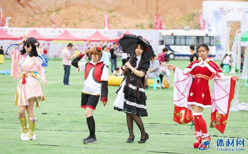 大学生COSPLAY社团