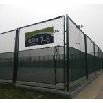体育场、运动场用围栏 勾花网护栏 足球场隔离栏 实体厂家